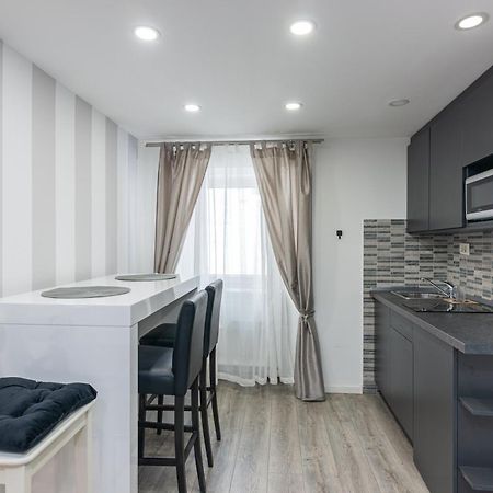 Small, Sweet & Cosy Apartments Fiume Esterno foto